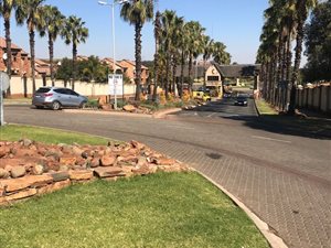 2 Bed Townhouse in Mooikloof Equestrian Estate