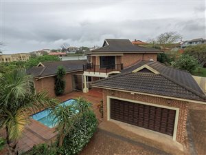 5 Bed House in Sheffield Beach