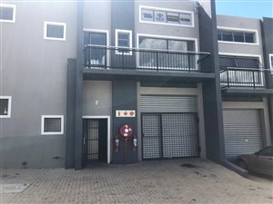 120 m² Industrial space in Chloorkop