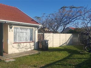 3 Bed House in Lotus River
