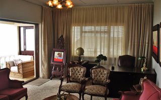 4 Bedroom House in Glentana