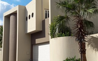 3 Bedroom House in Bryanston