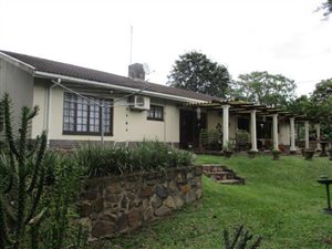 4 Bedroom House in Manors