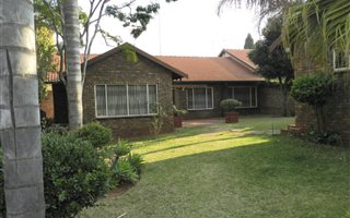 3 Bedroom House in Val de Grace