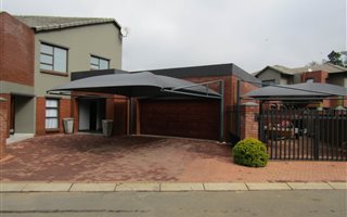 3 Bedroom Cluster in Lilianton