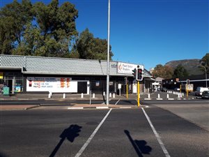 200 m² Retail Space in Paarl Central East