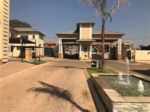 3 Bedroom Townhouse in Rynfield
