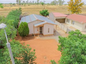 3 Bed House in Randlespark