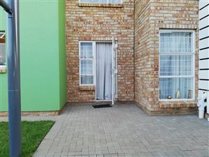 2 Bedroom Apartment in Theresa Park
