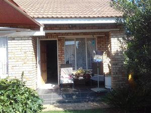 3 Bed Townhouse in Meiringspark