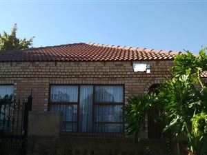 3 Bed Apartment in Soshanguve
