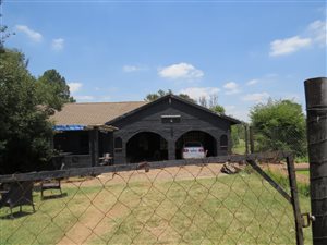 4 ha Farm in Homestead Apple Orchards