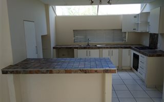 2 Bedroom Townhouse in Elspark