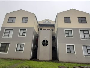 2 Bed Flat in Amalinda