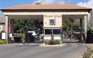 2 Bedroom Duplex in La Montagne