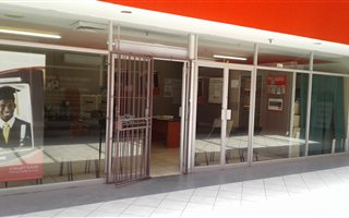 800 m² Commercial space in Witbank