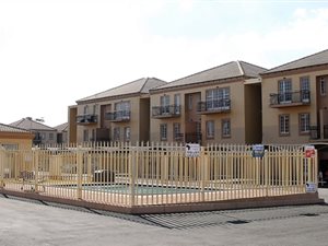 1 Bed Apartment in Brakpan North