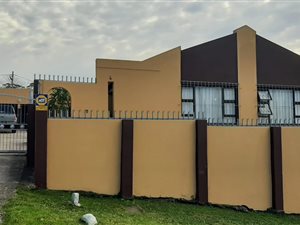 3 Bed House in Pefferville