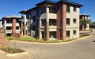 2 Bedroom Apartment in Victory Park