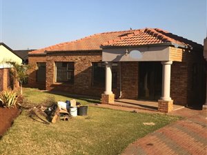 3 Bed House in Vosloorus