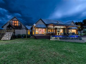 6 Bed House in Sterkfontein and surrounds