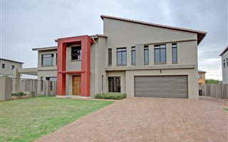 4 Bedroom House in The Meadows