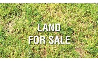 1677 m² Land available in Trompsburg