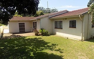 4 Bedroom House in Amanzimtoti