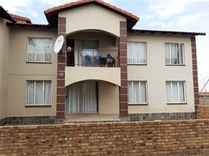 3 Bed Duplex in Dalpark