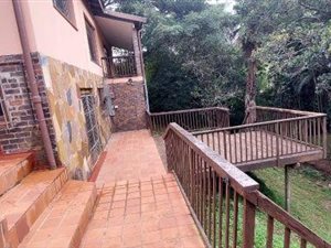 4 Bed House in Yellowwood Park