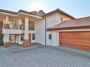 4 Bed House in Izinga Estate