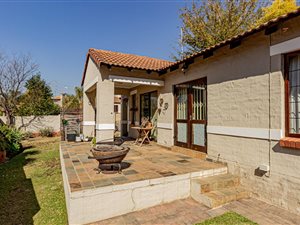 2 Bed Cluster in Bloubosrand