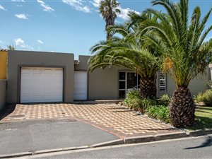 3 Bed House in Charlesville