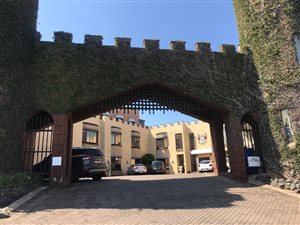 17.2000007629395 m² Office Space in Umbogintwini