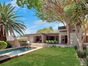 4 Bed House in Bordeaux