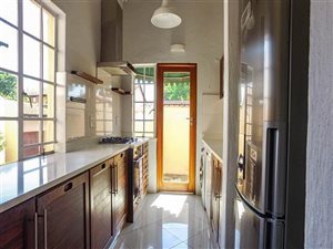 3 Bed Cluster in Epsom Downs