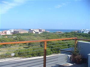 5 Bedroom House in Klipfonteyn