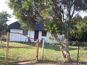 1 Bed Garden Cottage in Mnandi AH