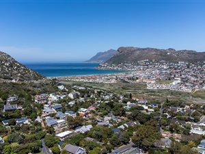 596 m² Land available in Clovelly