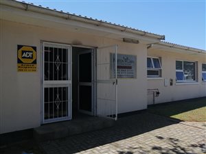 130 m² Office Space in Newton Park