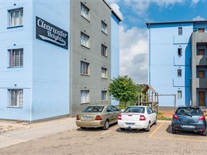 2 Bed Apartment in Fleurhof