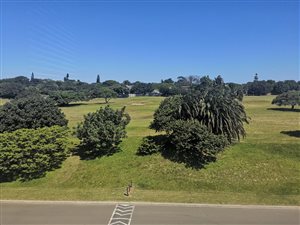 123 m² Office Space in Meerensee