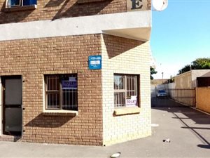 2 Bed Apartment in Goodwood