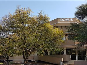 242 m² Commercial space in Lynnwood Glen
