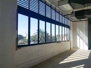 210 m² Retail Space in Sunningdale