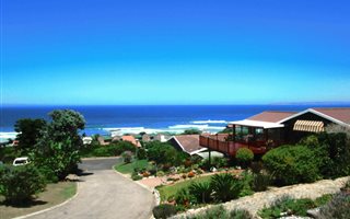 706 m² Land available in Dwarswegstrand