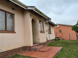 3 Bed House in Nagina
