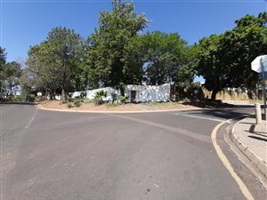 120 m² Commercial space in Waterkloof Heights