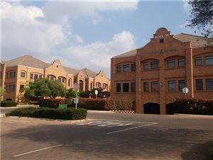 43 m² Commercial space in Garsfontein