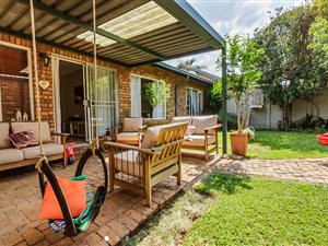 2 Bed Townhouse in Highveld
